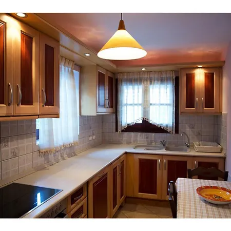 Alonissos For 4 People Mourtero