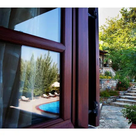 Holiday home Alonissos For 4 People Mourtero